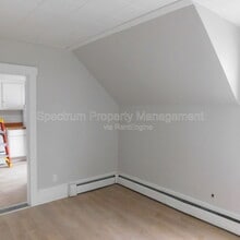 51 Western Ave in Waterville, ME - Building Photo - Building Photo