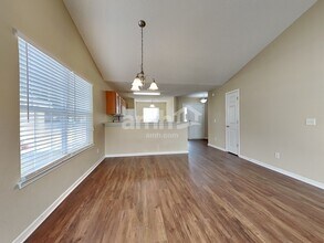 64 Cordage Cir in Savannah, GA - Foto de edificio - Building Photo