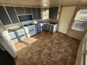 102 W 7th in Asher, OK - Building Photo - Building Photo