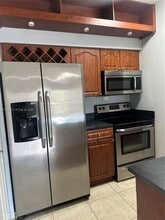 18356 NW 68th Ave in Hialeah, FL - Building Photo - Building Photo