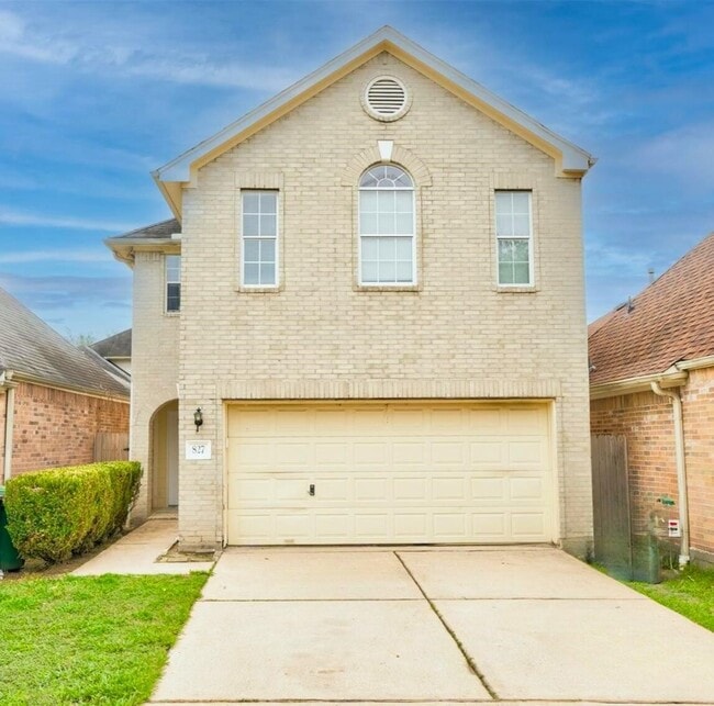 property at 827 Forest Ivy Ln