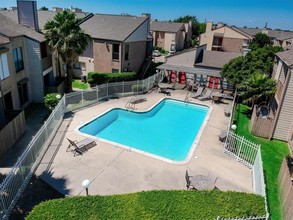 3220 69th St in Galveston, TX - Building Photo - Building Photo