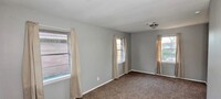3103 Sunnydale Dr photo'