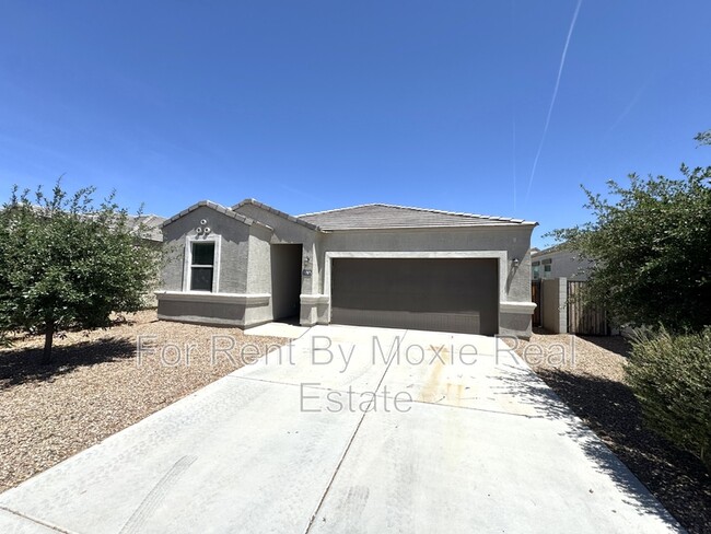 property at 17875 N Pietra Rd