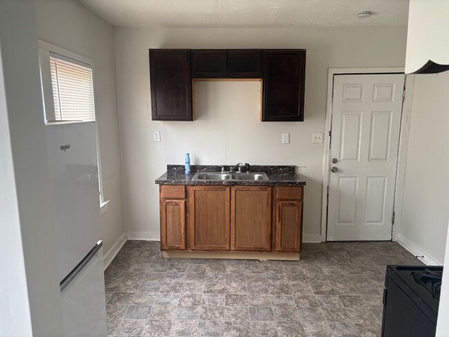 property at 4219 E 116th St