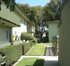 5282 E Las Lomas St, Unit 5310 in Long Beach, CA - Building Photo - Building Photo