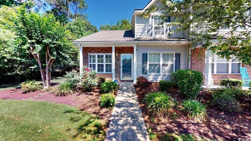 1000 Pembroke Ct in Myrtle Beach, SC - Foto de edificio