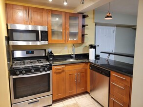 1619 Massachusetts Ave, Unit B2 in Cambridge, MA - Building Photo - Building Photo