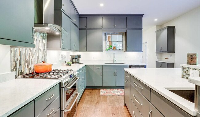 4039 8th St S in Arlington, VA - Building Photo - Building Photo