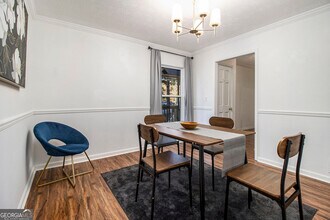 8212 Lullwater Ct in Jonesboro, GA - Building Photo - Building Photo