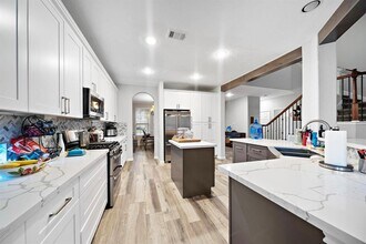 2 Granite Path Pl in Spring, TX - Building Photo - Building Photo