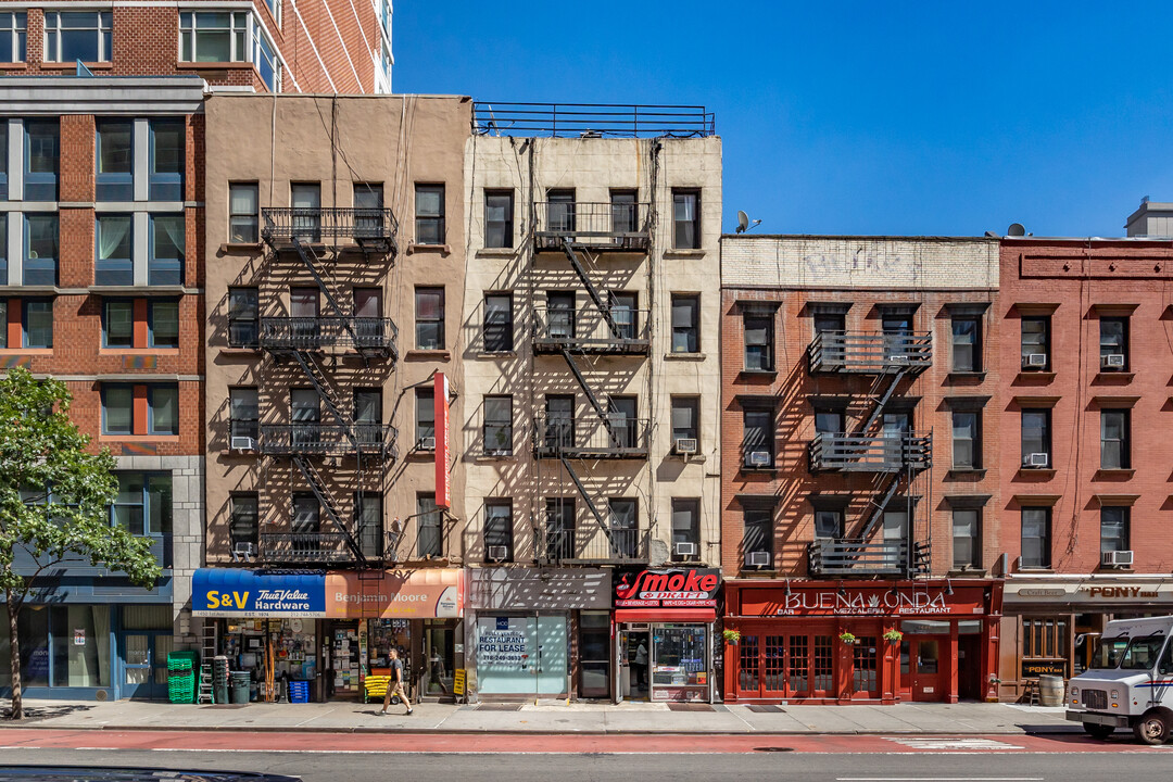 1448 First Ave in New York, NY - Building Photo