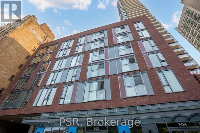 308-308 Jarvis St in Toronto, ON - Building Photo - Building Photo