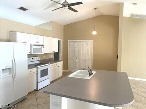 610 SW 39th Terrace in Cape Coral, FL - Building Photo - Building Photo