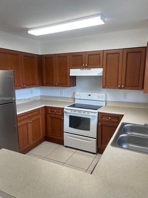 2735 NW 131st St in Opa Locka, FL - Building Photo