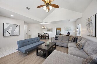 1823 Dew Valley Dr in Carrollton, TX - Building Photo - Building Photo