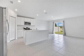 2494 McKinley Dr in Lake Wales, FL - Building Photo - Building Photo