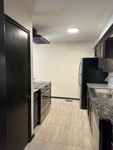 9137 Knottingham in Midwest City, OK - Building Photo - Building Photo