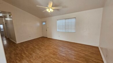 5511 Kettle Dome St in Bakersfield, CA - Building Photo - Building Photo