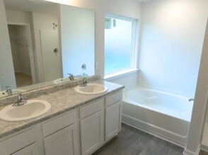 3904 Silver Spur Rd in Callaway, FL - Building Photo - Building Photo
