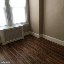 1223 N 29th St-Unit -2 REAR in Philadelphia, PA - Foto de edificio - Building Photo