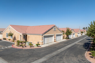 Crossings at Hesperia in Hesperia, CA - Building Photo - Building Photo