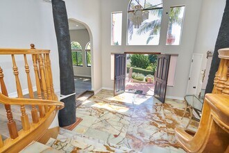 32425 Aqua Vista Dr in Rancho Palos Verdes, CA - Building Photo - Building Photo