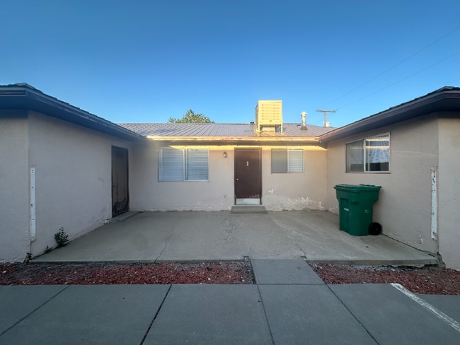 property at 2805 E 22nd St