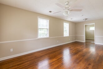 4107 Owen Rd in Memphis, TN - Foto de edificio - Building Photo