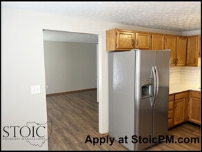 4818 Gilhem Ct in Columbus, OH - Building Photo - Building Photo