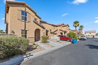 4748 Golden Shimmer Ave in Las Vegas, NV - Building Photo - Building Photo