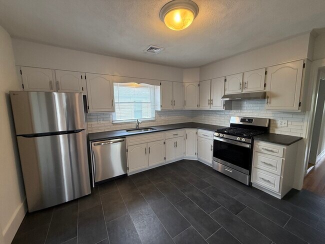 property at 13-15-15 Beechwood Ave