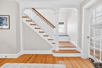 14 Columbia Pl in Mount Vernon, NY - Foto de edificio - Building Photo