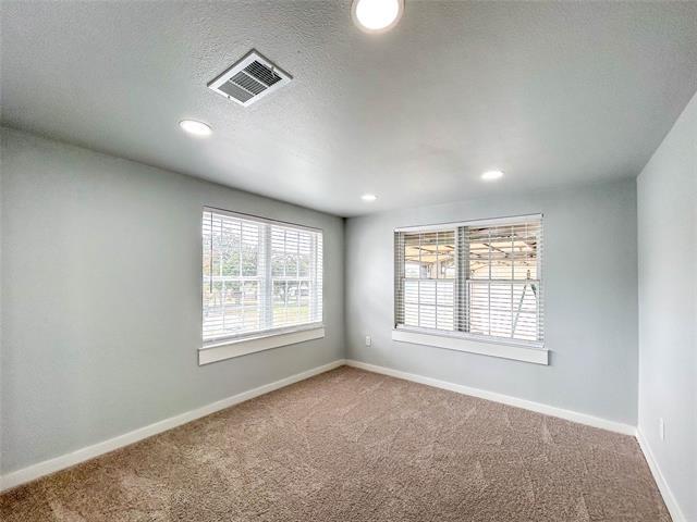 300 Sanders Rd in Denton, TX - Building Photo - Building Photo