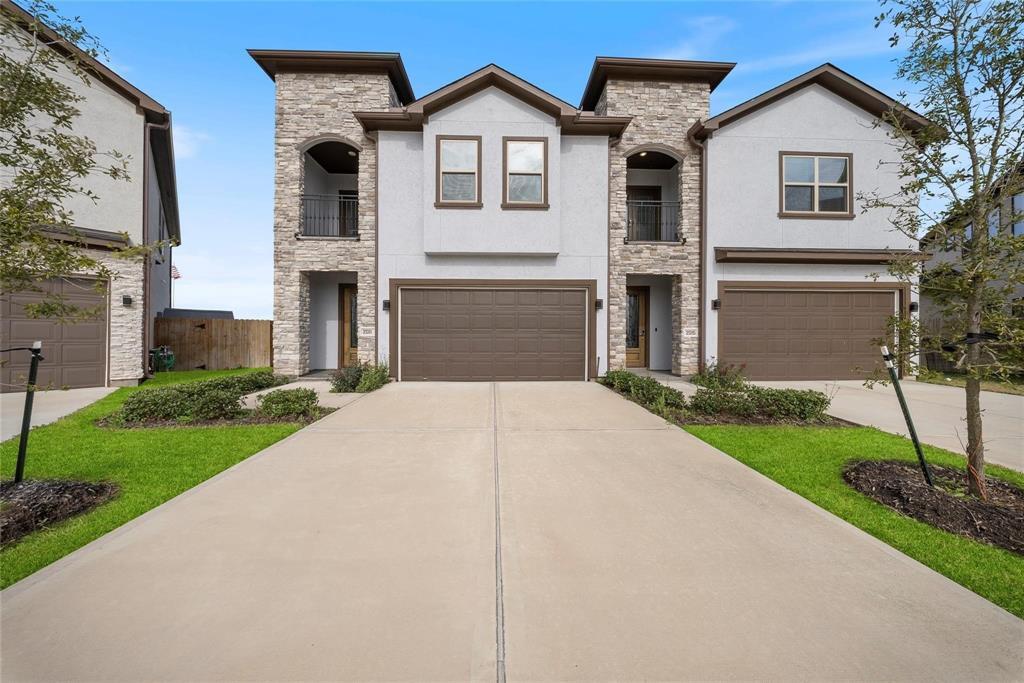 2011 Olivos St in Missouri City, TX - Building Photo