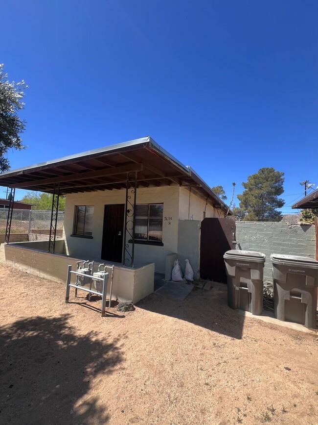 property at 7634 Fox Trail