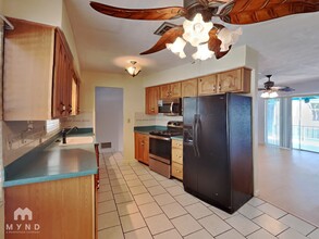 968 Wicks Dr in Palm Harbor, FL - Building Photo - Building Photo