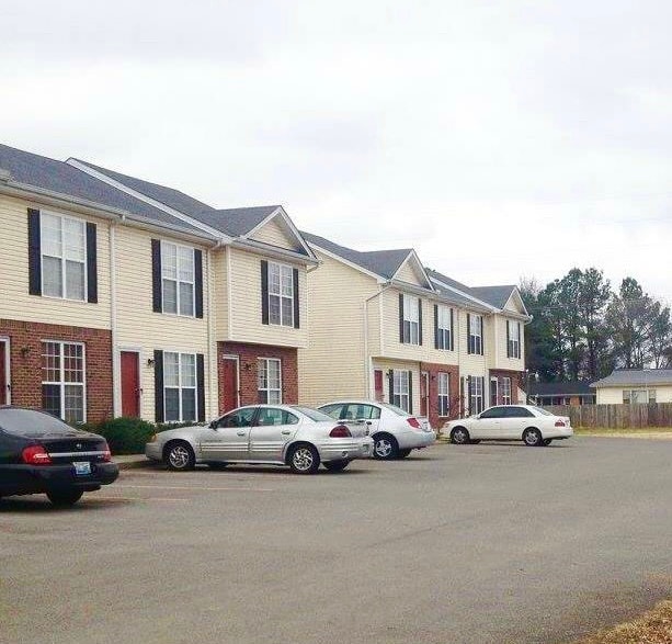 property at 805 Mark St