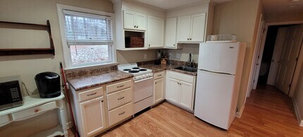 3001 Foxdown Ct, Unit B in Greensboro, NC - Building Photo - Building Photo