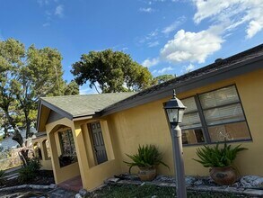 2320 Sunrise Dr in West Palm Beach, FL - Building Photo - Building Photo