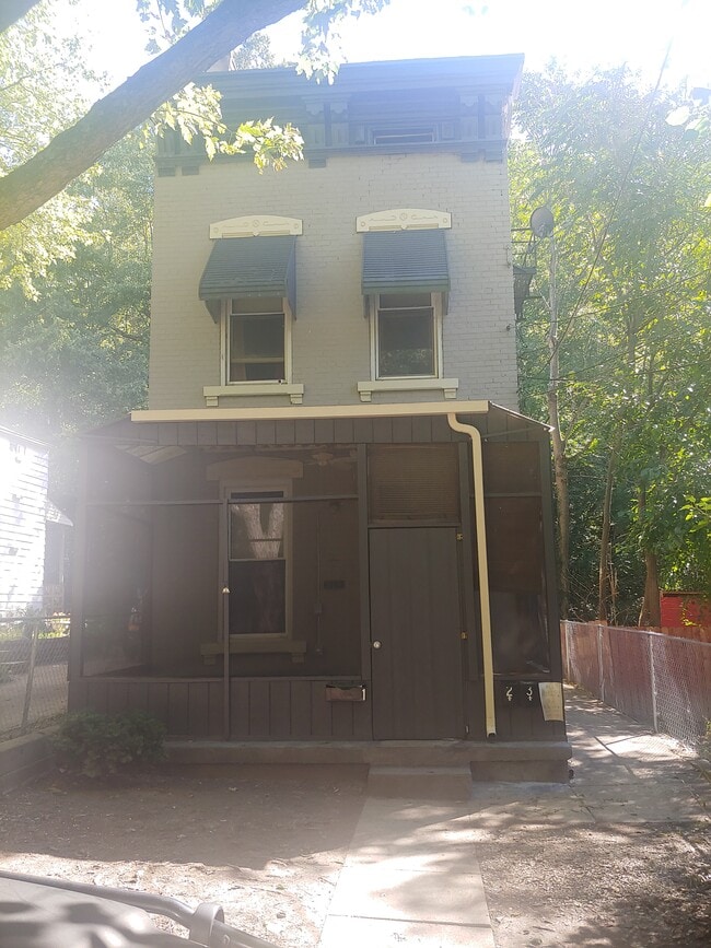 property at 310 Fairbanks Ave