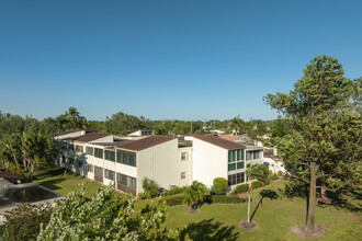 Boundbrook in West Palm Beach, FL - Building Photo - Building Photo