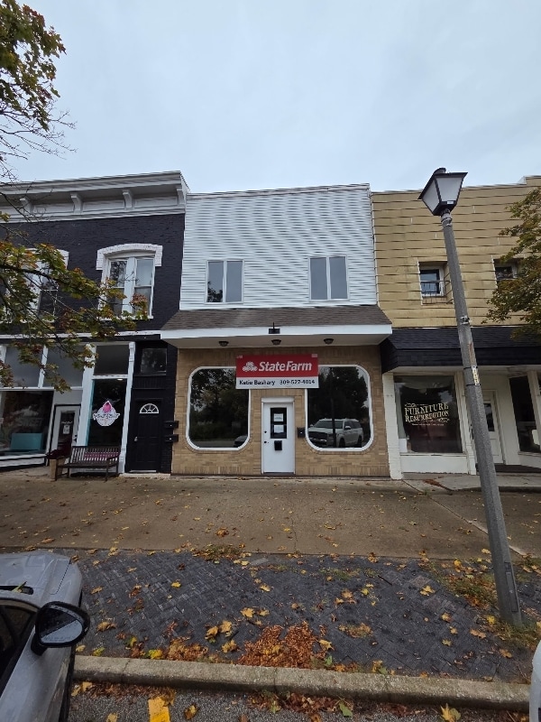 25 E Front St