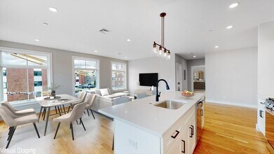 81 Chestnut Hill Ave, Unit 1 in Boston, MA - Building Photo - Building Photo