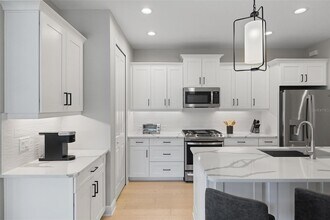 12673 Palatka Dr in Venice, FL - Building Photo - Building Photo