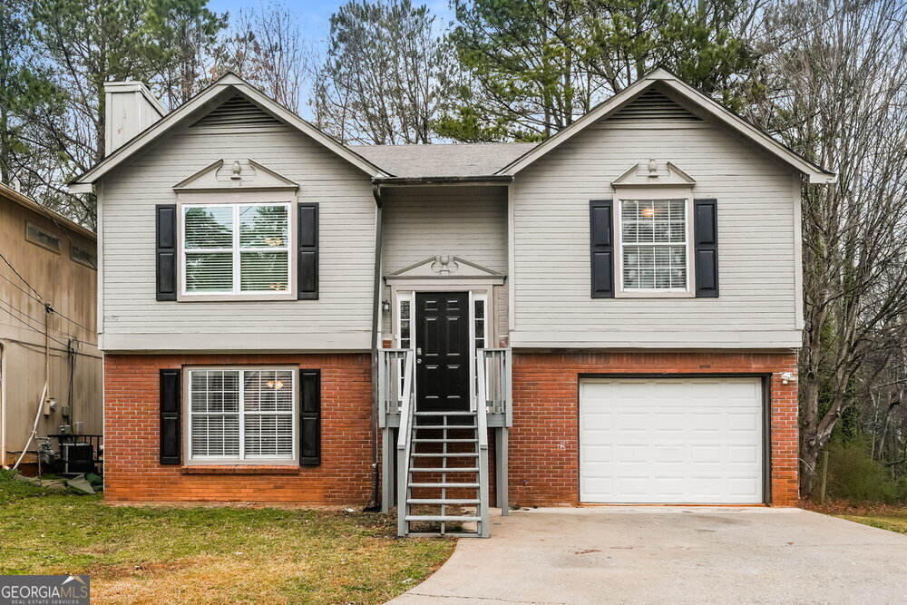 5522 Marbut Forest Way in Lithonia, GA - Building Photo