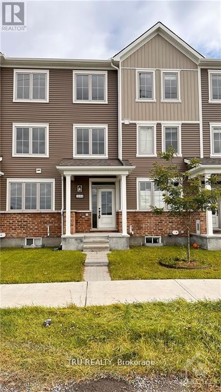 1694 Maple Grove Rd in Ottawa, ON - Building Photo - Building Photo