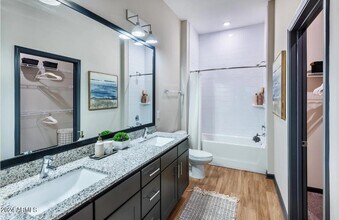11575 W Roosevelt St, Unit B2 in Avondale, AZ - Building Photo - Building Photo