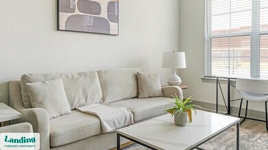 640 21st Ave N, Unit 105 in Nashville, TN - Building Photo - Building Photo