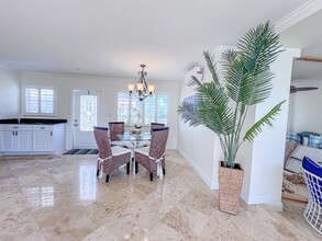 3030 S Ocean Blvd in Palm Beach, FL - Building Photo - Building Photo